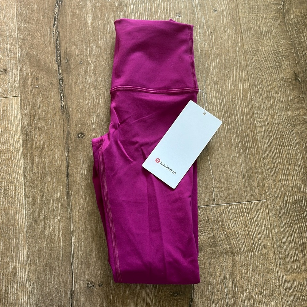 Lululemon Wunder Train HR Crop 23”